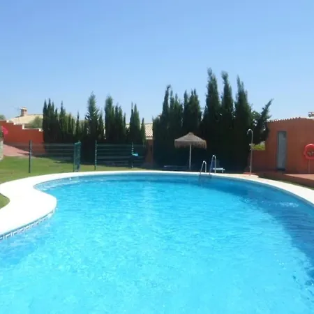 023 Enchanting 4 Bed Traditional Townhouse In Costa