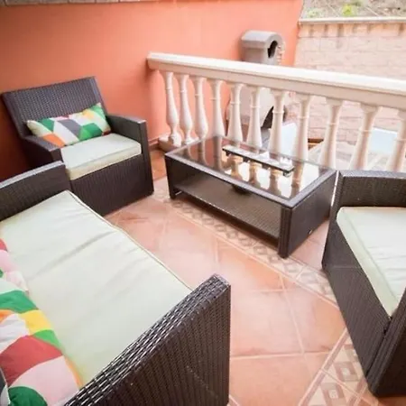 Holiday home 023 Enchanting 4 Bed Traditional Townhouse In Costa *